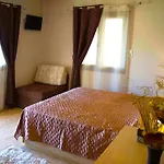 Daire Dimitra House *