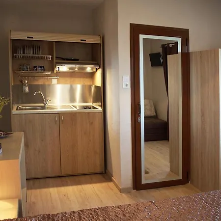 Dimitra House