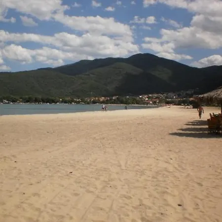 Dimitra House Apartamento *