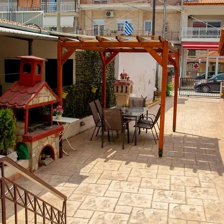 Dimitra House 스타브로스