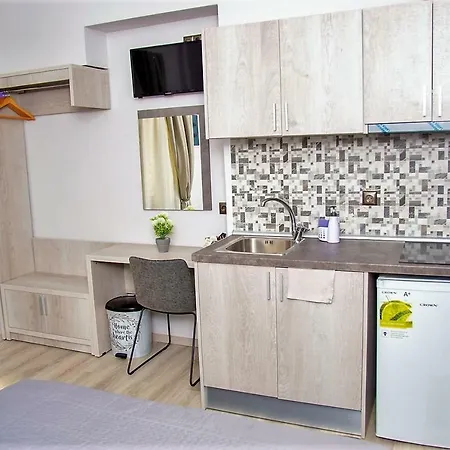 Dimitra House