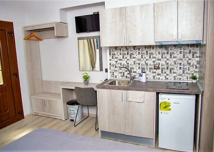 Dimitra House