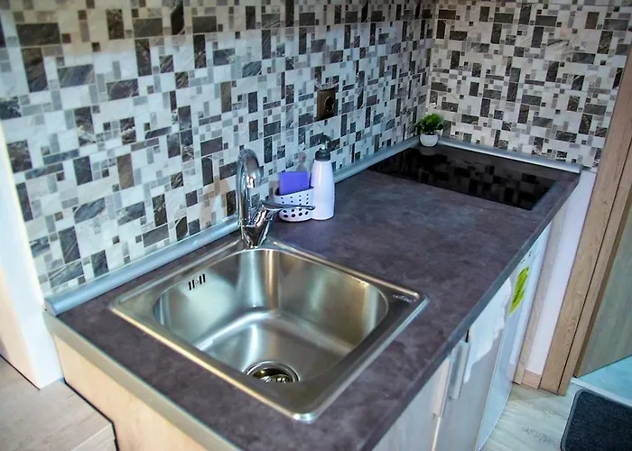 Dimitra House